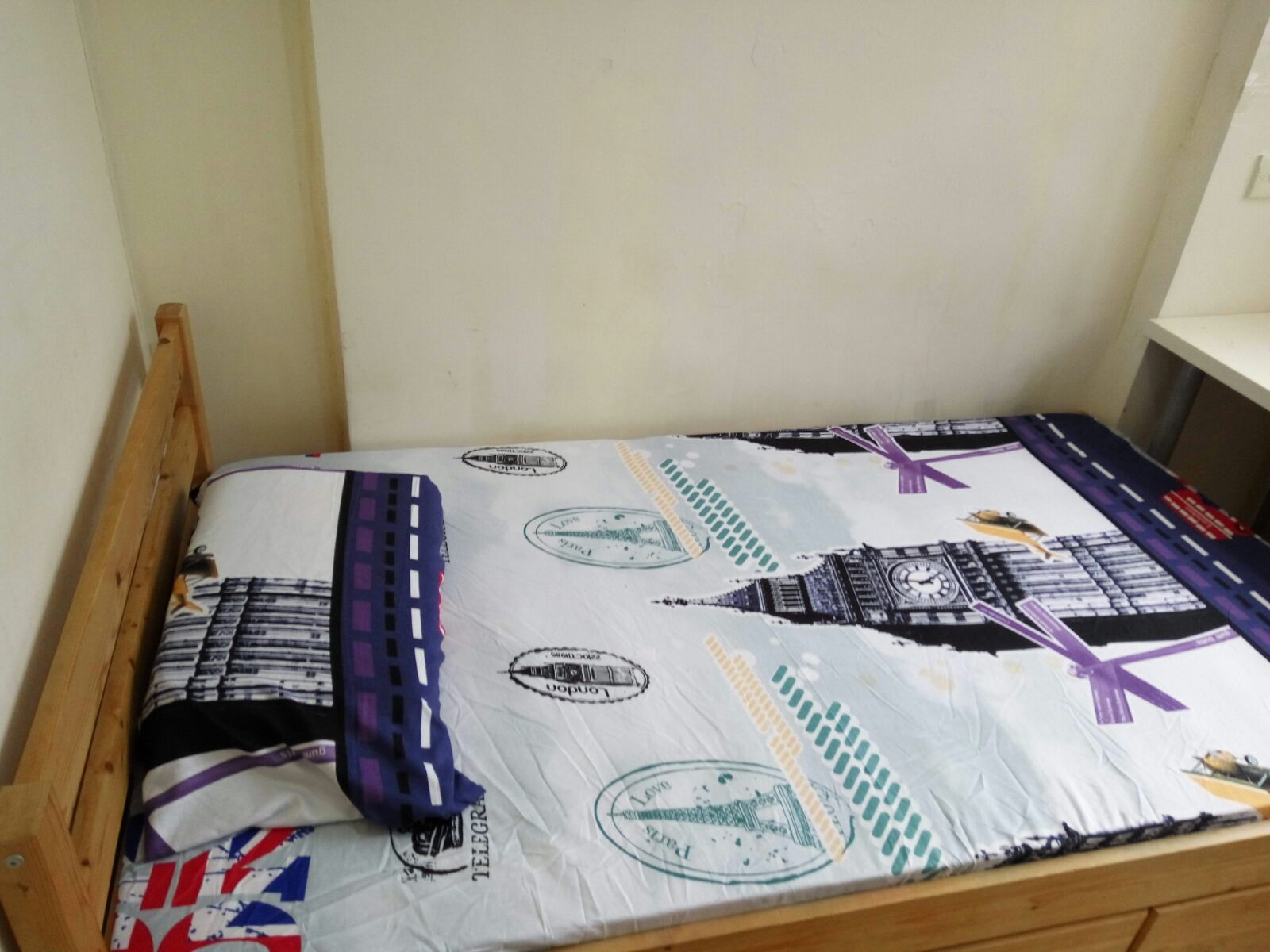 Room C12 image 3