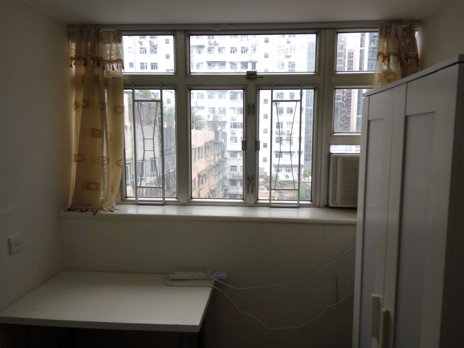 Room C12 image 4